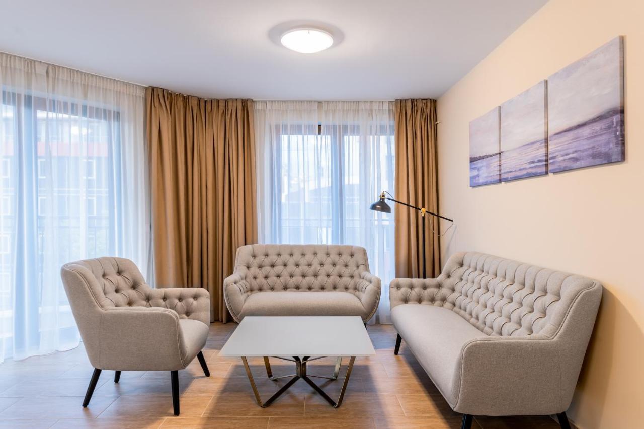 Διαμέρισμα Chic 2bd Flat With Modern Furniture On Aldomirovska By Flat Mаnager *