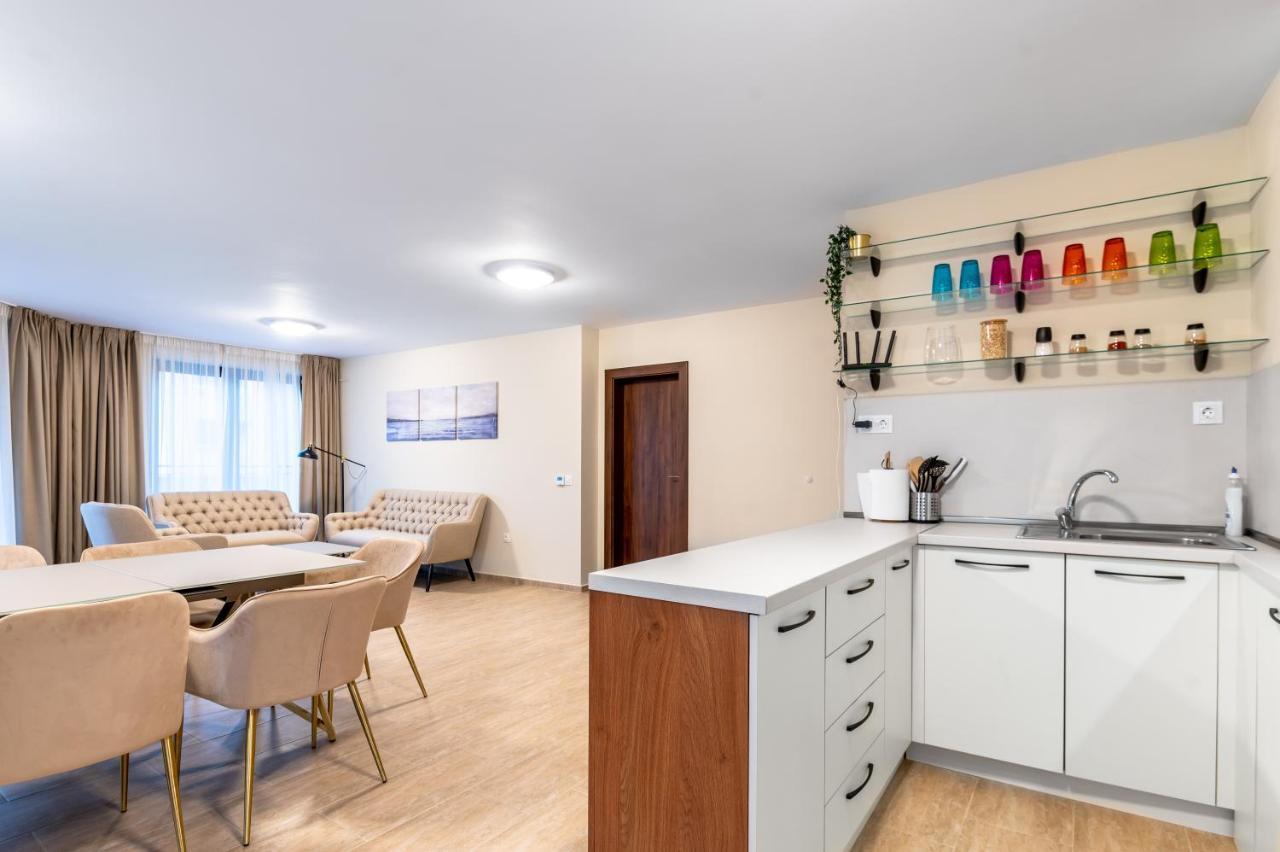 Διαμέρισμα Chic 2bd Flat With Modern Furniture On Aldomirovska By Flat Mаnager Σόφια